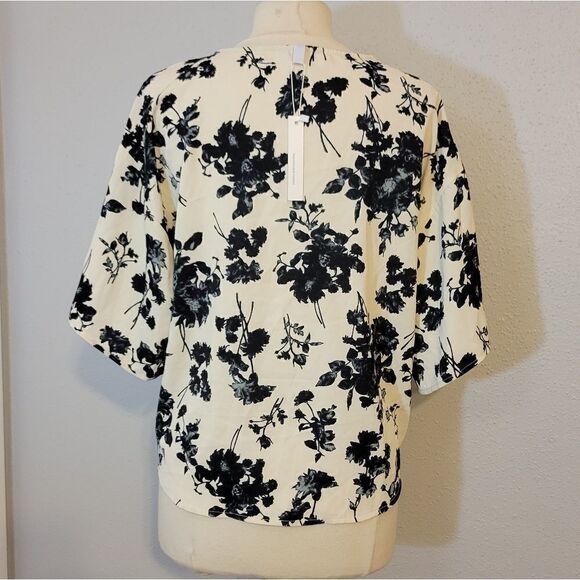 VIISHOW front tie blouse NWT Sz M - Picture 3 of 14